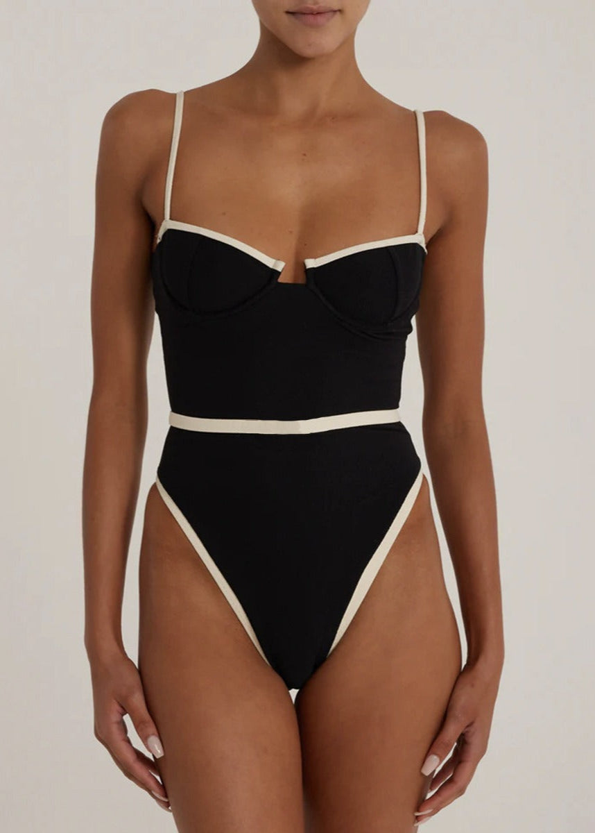 Clara - Contrast Trim One-Piece Swimsuit - Blacktats